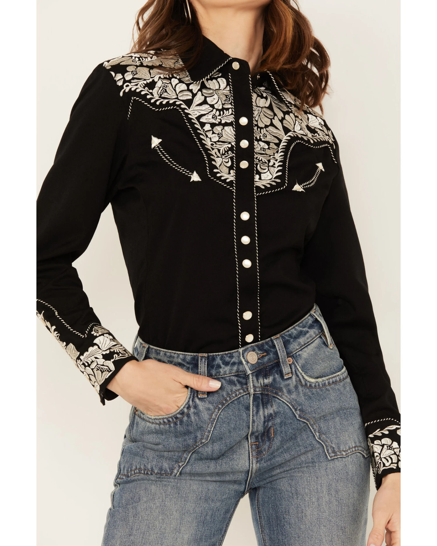 Scully Women's Silver Western Embroidered Shirt 3 Scully Women's Silver Western Embroidered Shirt - Image 3