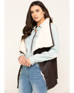 Modern Fashion Sales -Modern Fashion Sales 2000288738 200 P3