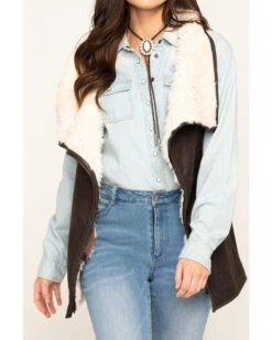Cripple Creek Women's Pine Cone Faux Shearling Wrap Vest -Modern Fashion Sales 2000288738 200 P4