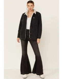 Wrangler Women's Heritage Sherpa Jacket -Modern Fashion Sales 2000341576 001 P4