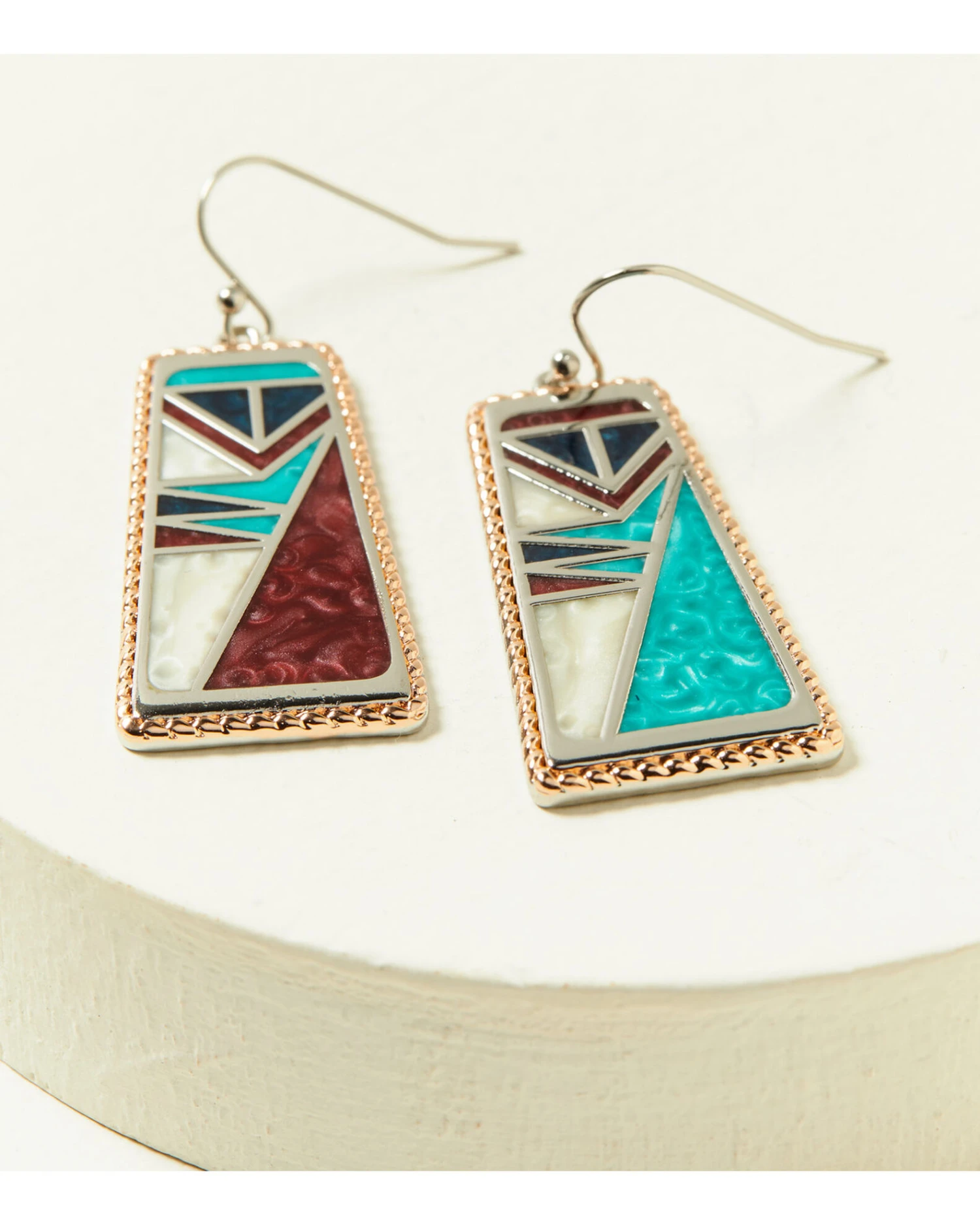 Modern Fashion Sales -Modern Fashion Sales 2000345839 040 P1