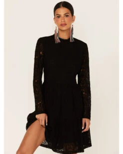 Molly Bracken Women's Black Lace Mock-Neck Lined Dress