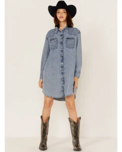 Wrangler Women's Medium Wash Denim Long Sleeve Western Snap Shirtdress