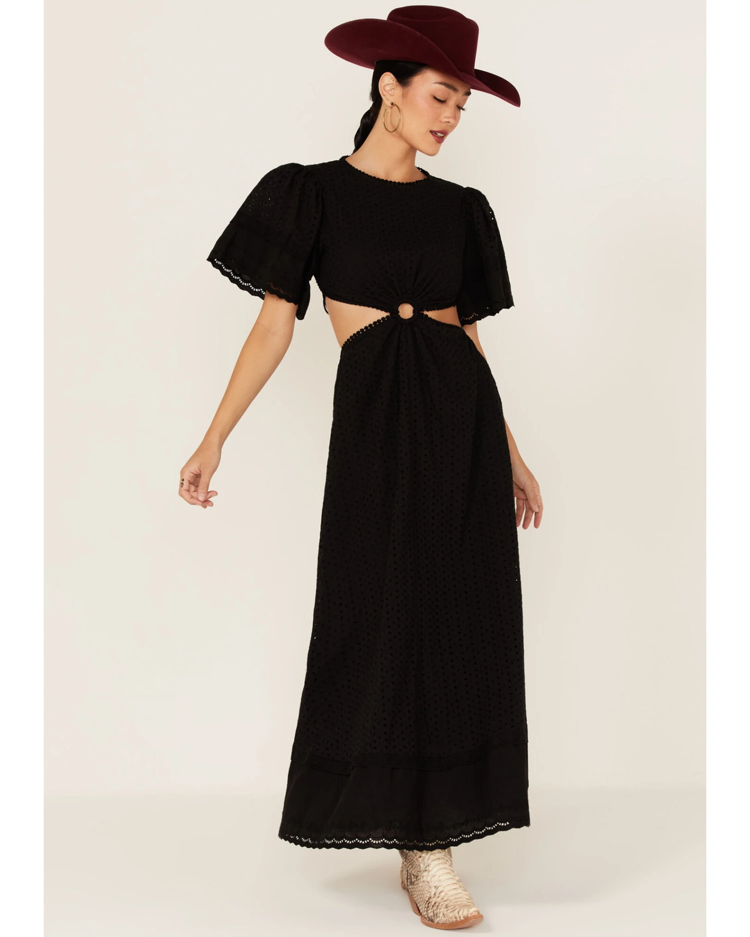 Maia Bergman Women's Crochet Eyelet Open Back Maxi Dress 2 Maia Bergman Women's Crochet Eyelet Open Back Maxi Dress - Image 2