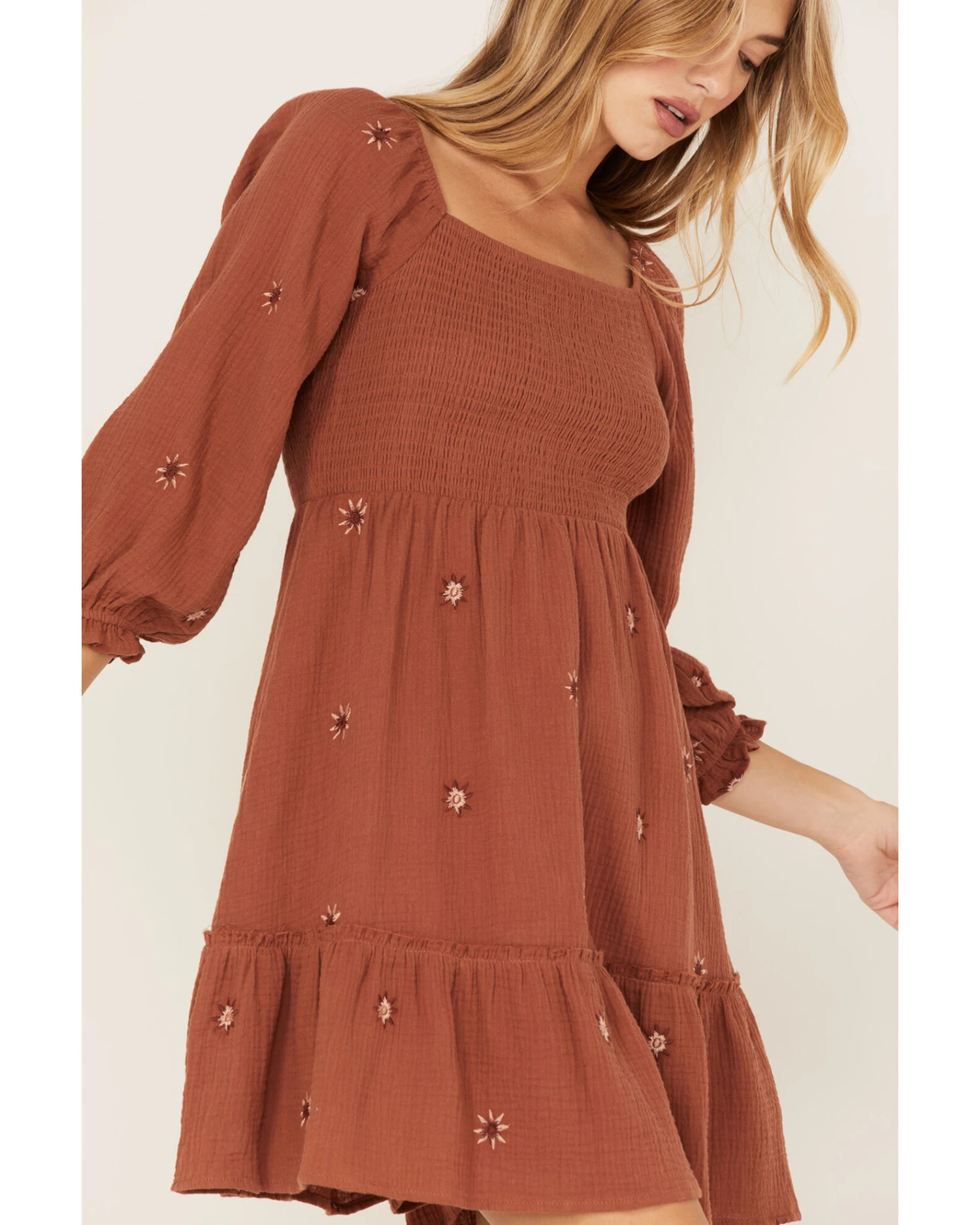 Jolt Women's Embroidered Floral Long Sleeve Smocked Dress 2 Jolt Women's Embroidered Floral Long Sleeve Smocked Dress - Image 2