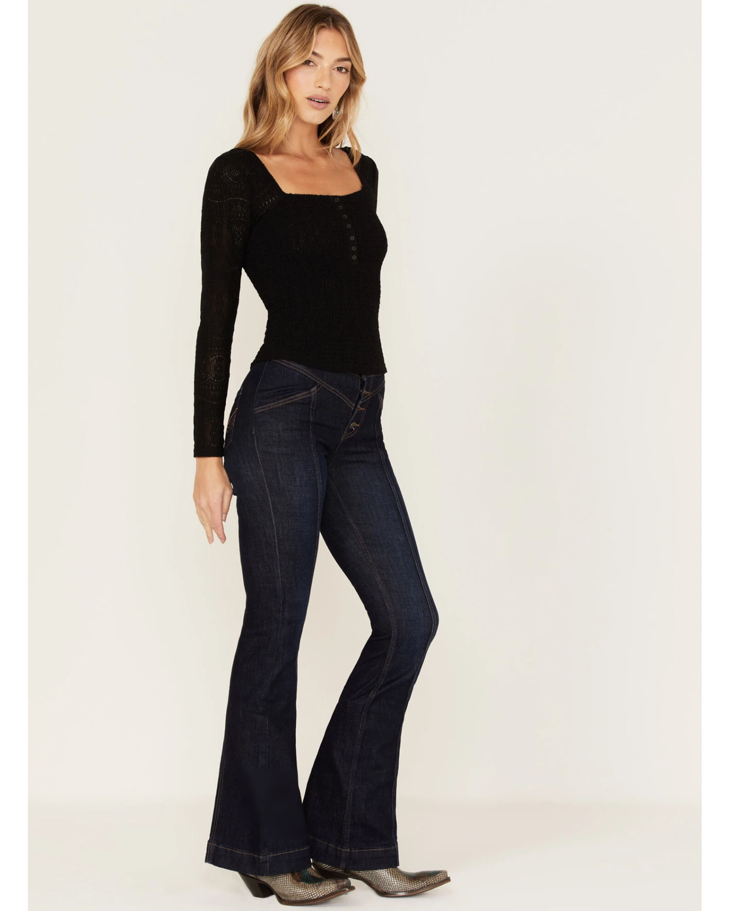 Idyllwind Women's Hillsboro Dark Wash High Rise Seamed Outlaw Flare Jeans 2 Idyllwind Women's Hillsboro Dark Wash High Rise Seamed Outlaw Flare Jeans - Image 2