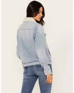 Idyllwind Women's Sherpa Lined Denim Trucker Jacket 6 Idyllwind Women's Sherpa Lined Denim Trucker Jacket -Modern Fashion Sales 2000373419 414 P4