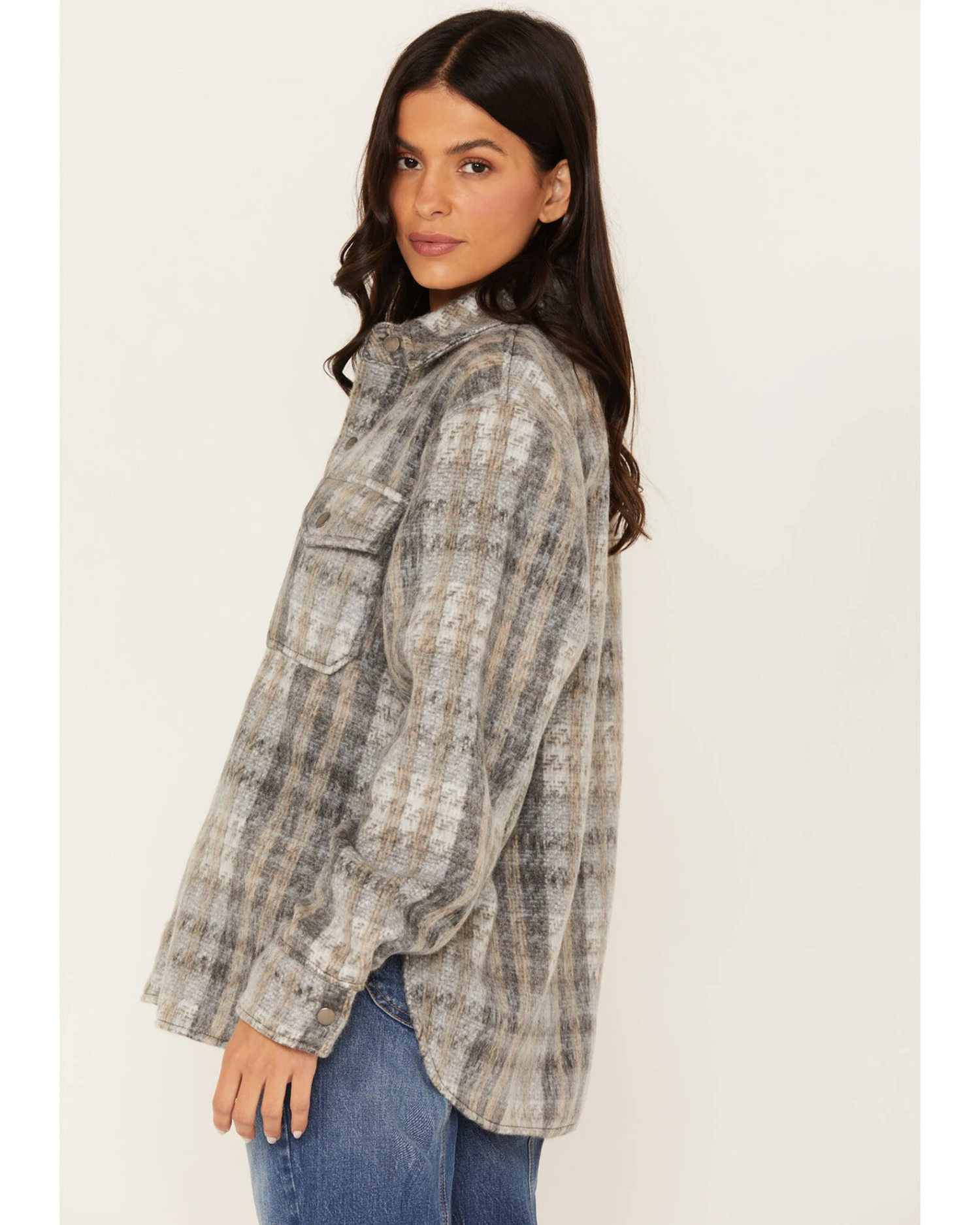 Cleo + Wolf Women's Long Sleeve Snap Plaid Shacket 1 Cleo + Wolf Women's Long Sleeve Snap Plaid Shacket