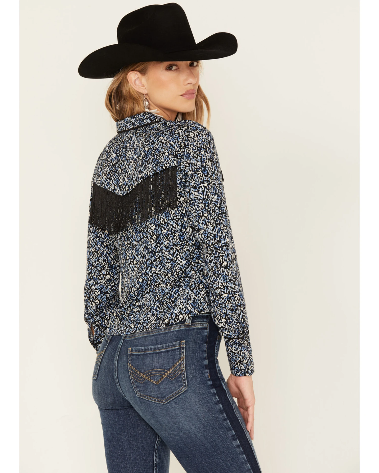 Idyllwind Women's Brooks Print Fringe Long Sleeve Button Down Shirt 2 Idyllwind Women's Brooks Print Fringe Long Sleeve Button Down Shirt - Image 2