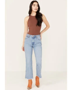 Wrangler Women's Medium Wash High Rise Wrock 627 Flare Jeans 7 Wrangler Women's Medium Wash High Rise Wrock 627 Flare Jeans -Modern Fashion Sales 2000383474 400 P1