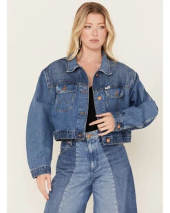 Wrangler Women's Medium Wash Cowboy Cropped Denim Jacket 7 Wrangler Women's Medium Wash Cowboy Cropped Denim Jacket -Modern Fashion Sales 2000383478 400 P2