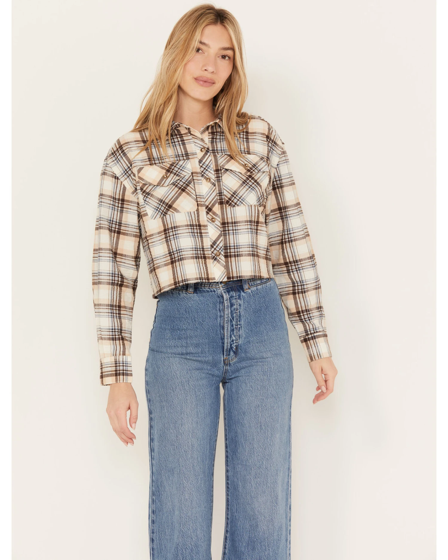 Cleo + Wolf Women's Plaid Print Cropped Shirt 4 Cleo + Wolf Women's Plaid Print Cropped Shirt - Image 4